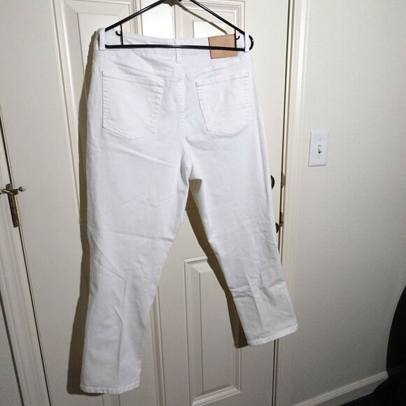 FRYE White Cuffed Crop Classic Stretch Jeans – Size W30 (10) - Picture 3 of 4